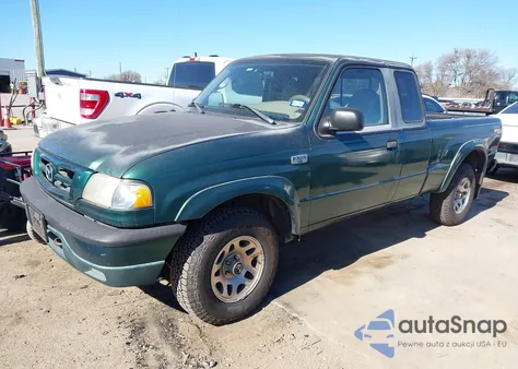 2001 Mazda B3000 Ds/Se z USA, uszkodzony, nr VIN 4F4YR16V41TM31370